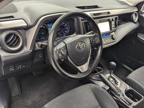 2018 Toyota RAV4 Hybrid LE