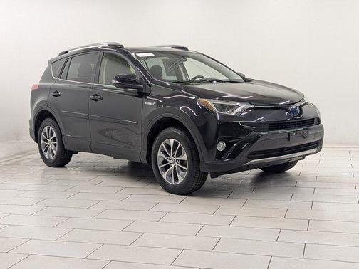 2018 Toyota RAV4 Hybrid LE