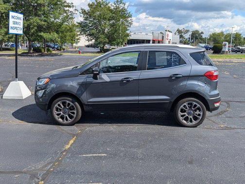 2022 Ford EcoSport Titanium