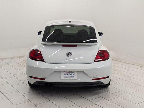 2018 Volkswagen Beetle 2.0T S