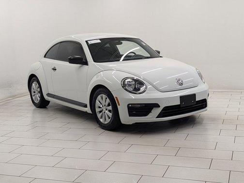 2018 Volkswagen Beetle 2.0T S