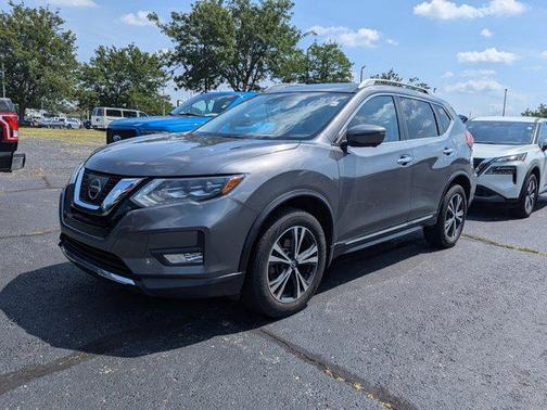 2017 Nissan Rogue SL