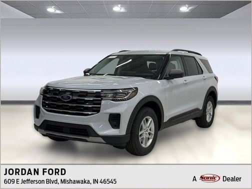 Space White Metallic 2026 Ford Explorer Active