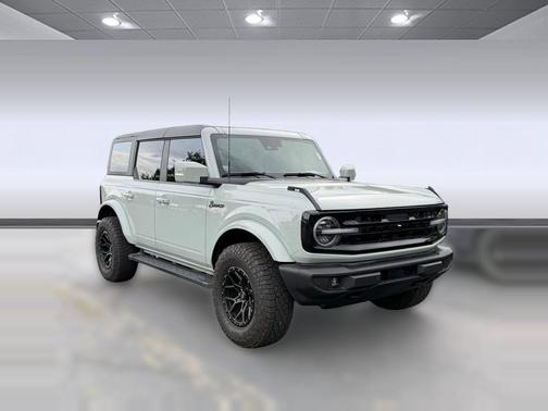 Cactus Gray 2023 Ford Bronco Outer Banks