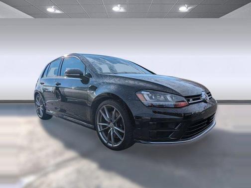 2017 Volkswagen Golf R 2.0T DSG