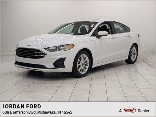 2020 Ford Fusion SE