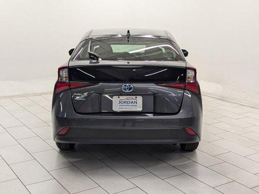 2020 Toyota Prius L
