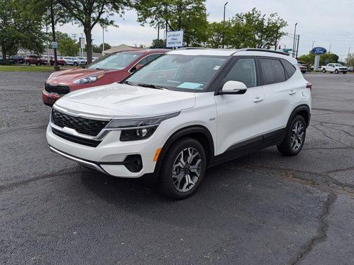 2022 Kia Seltos EX