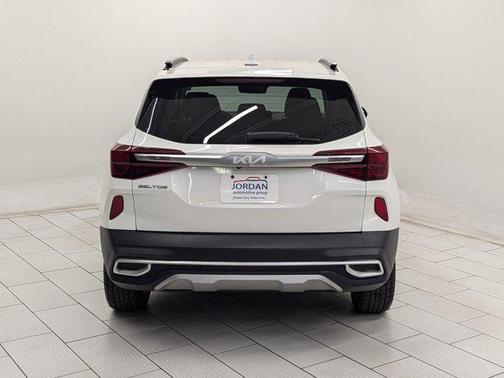 2022 Kia Seltos EX