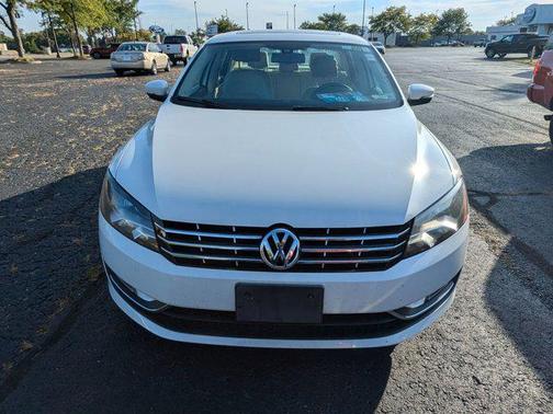 2014 Volkswagen Passat 2.0L TDI DSG SEL Premium