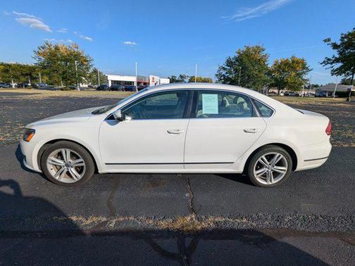 2014 Volkswagen Passat 2.0L TDI DSG SEL Premium