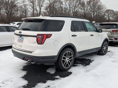 2019 Ford Explorer Sport