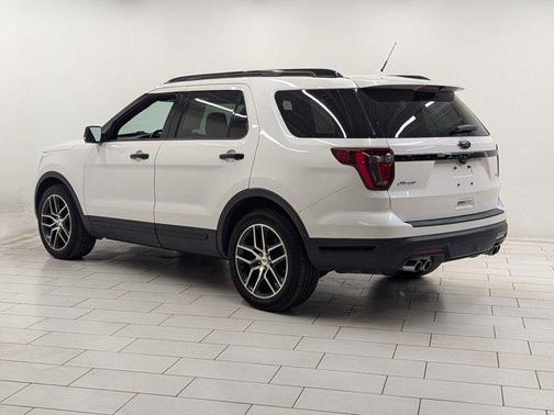 2019 Ford Explorer Sport