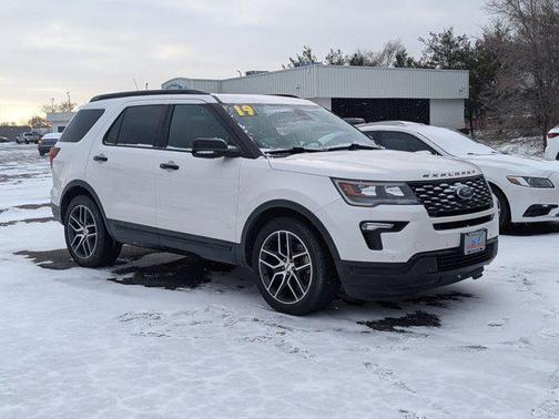 2019 Ford Explorer Sport