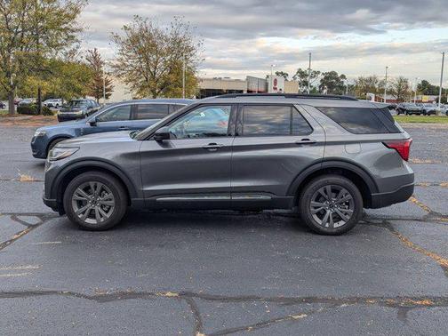 2025 Ford Explorer Active
