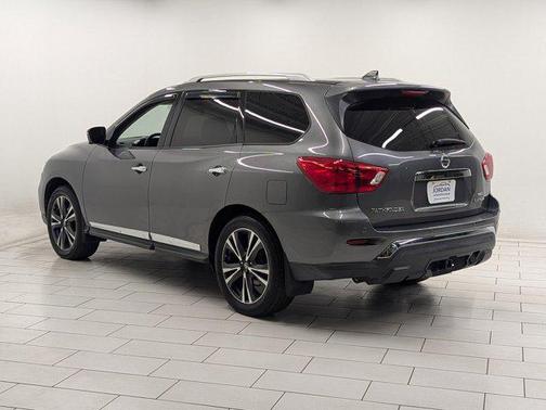 2019 Nissan Pathfinder Platinum