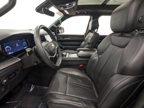 2022 Jeep Wagoneer Series III 4x4