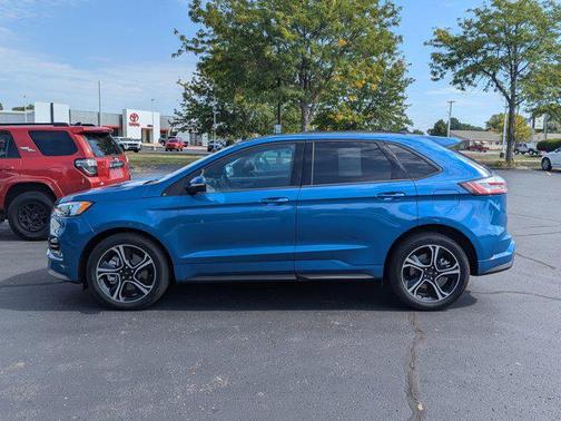 2021 Ford Edge ST