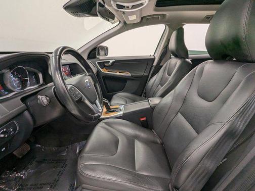 2017 Volvo XC60 T5 Inscription