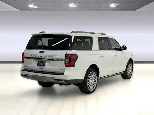 Star White Metallic Tri-Coat 2022 Ford Expedition Max Limited