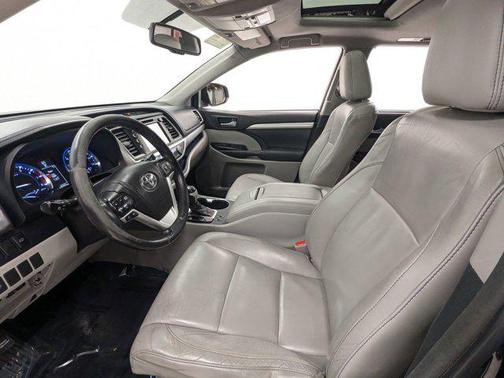 2014 Toyota Highlander XLE
