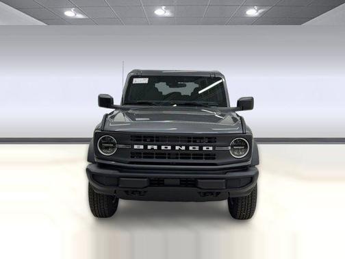Carbonized Gray Metallic 2026 Ford Bronco Big Bend