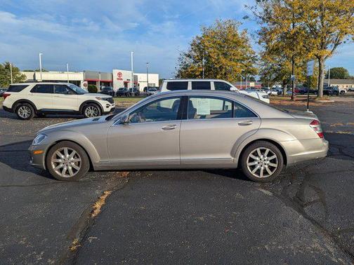 2007 Mercedes-Benz S-Class 4MATIC