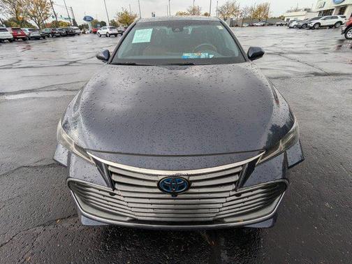 2019 Toyota Avalon Hybrid Limited