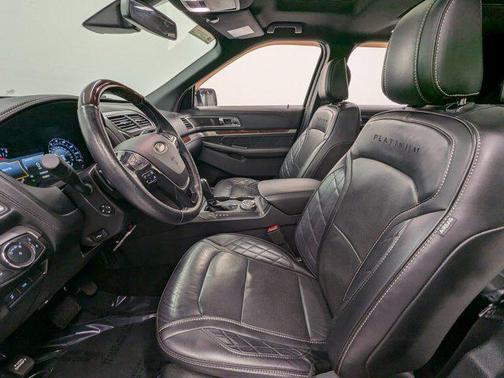 2019 Ford Explorer Platinum