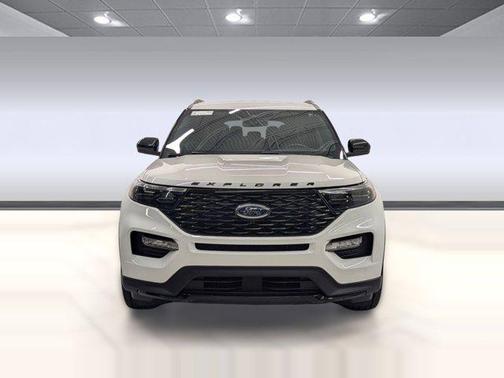 2024 Ford Explorer ST-Line