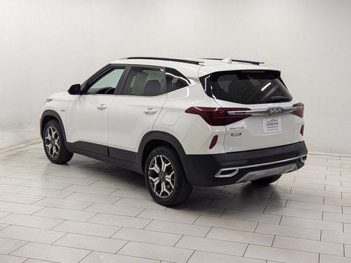 2022 Kia Seltos EX