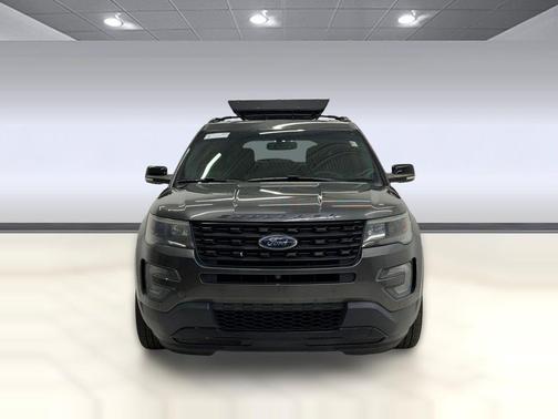 White Platinum Metallic Tri-Coat 2017 Ford Explorer sport