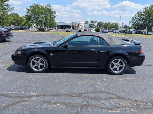 2004 Ford Mustang GT