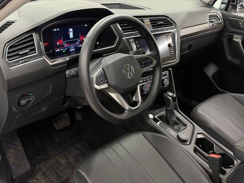 2024 Volkswagen Tiguan 2.0T Wolfsburg Edition
