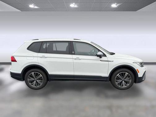 2024 Volkswagen Tiguan 2.0T Wolfsburg Edition