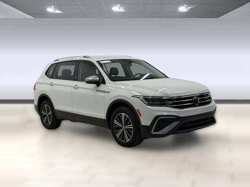 2024 Volkswagen Tiguan 2.0T Wolfsburg Edition