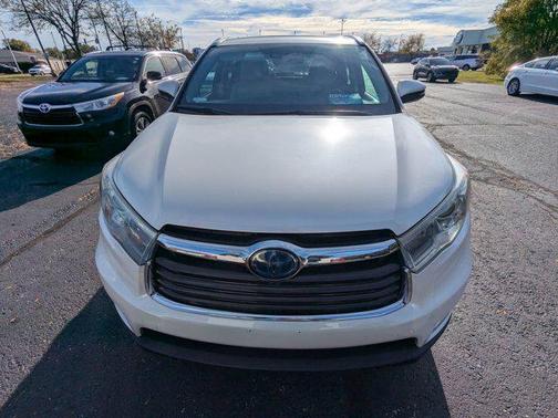 2015 Toyota Highlander Hybrid Platinum