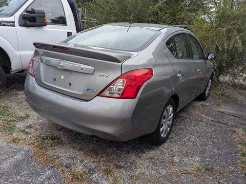 2013 Nissan Versa 1.6 S