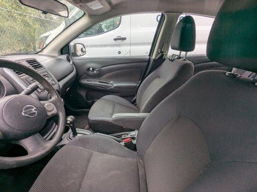 2013 Nissan Versa 1.6 S