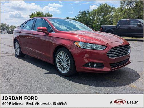 2014 Ford Fusion SE