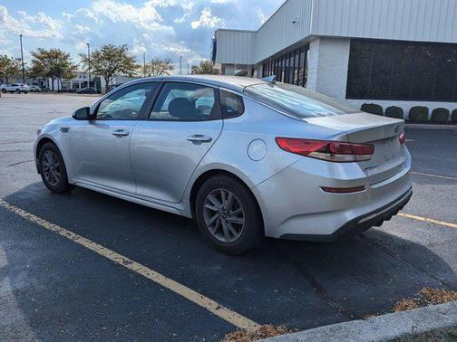 2020 Kia Optima LX