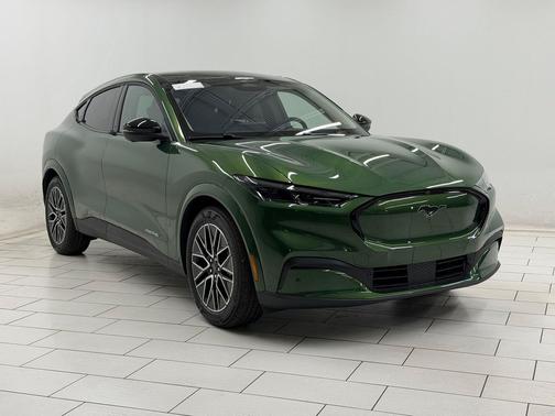Eruption Green Metallic 2026 Ford Mustang Mach-E Premium