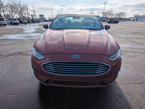 2020 Ford Fusion SE