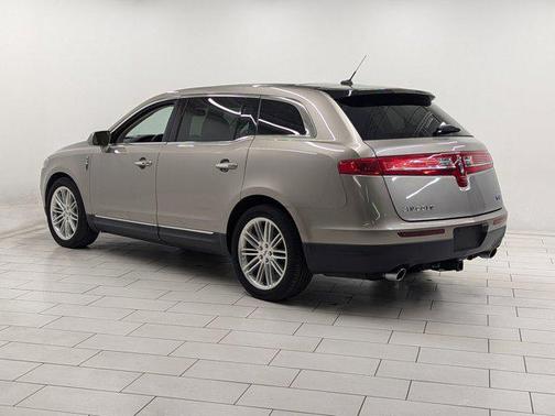 2019 Lincoln MKT Reserve