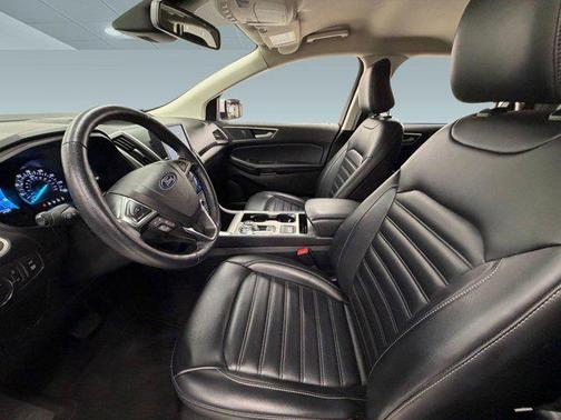 Oxford White 2022 Ford Edge SEL