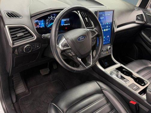 Oxford White 2022 Ford Edge SEL