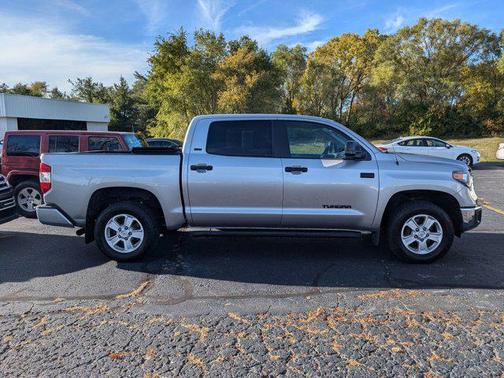 2019 Toyota Tundra SR5