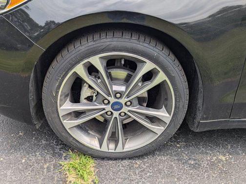 2020 Ford Fusion Titanium