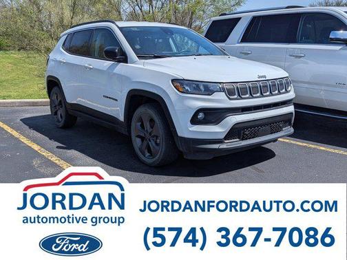 2022 Jeep Compass Latitude Lux
