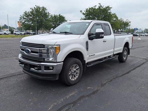 2017 Ford F-350 Lariat